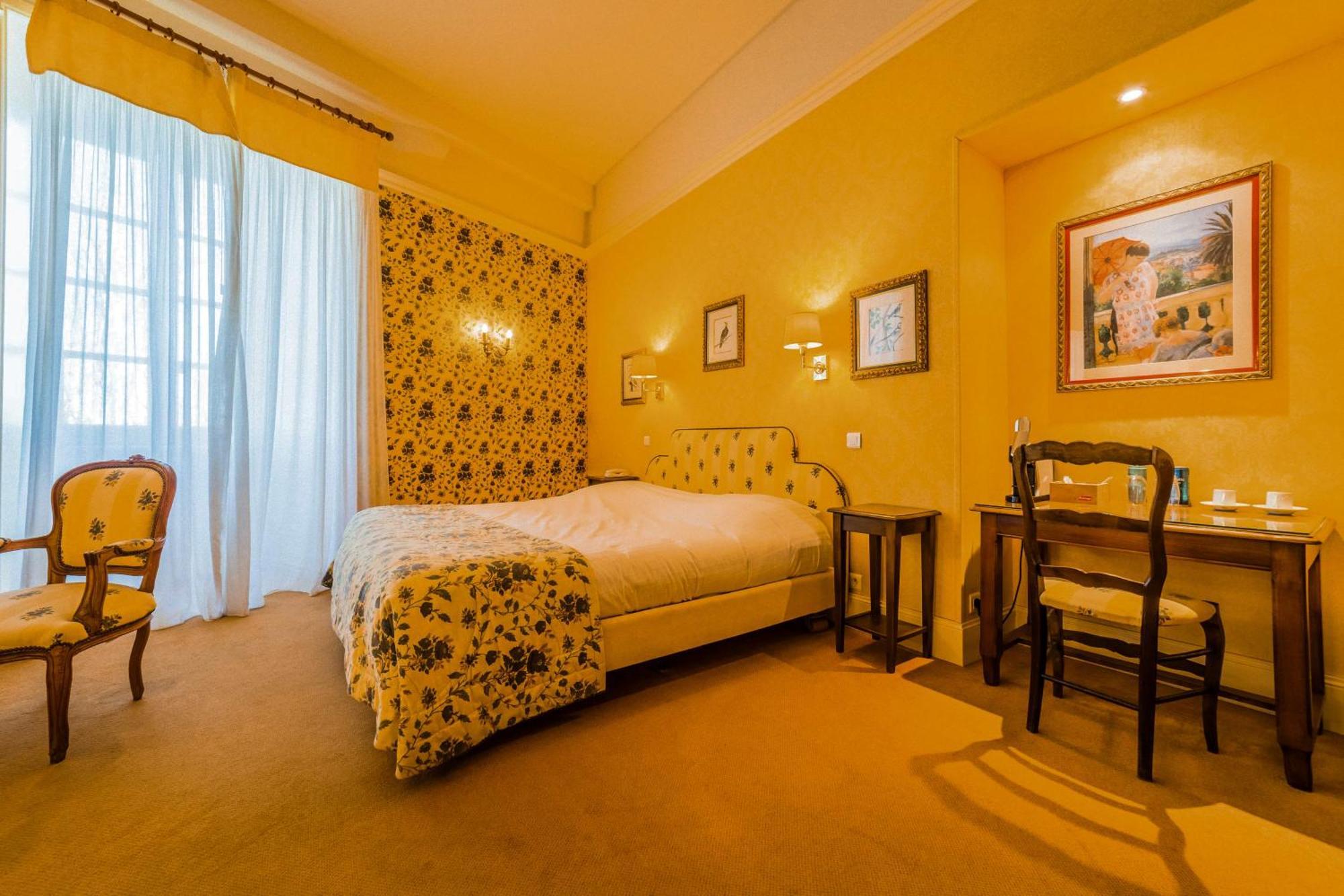 Chateau De Castel Novel Boutique Hotel Varetz Luaran gambar