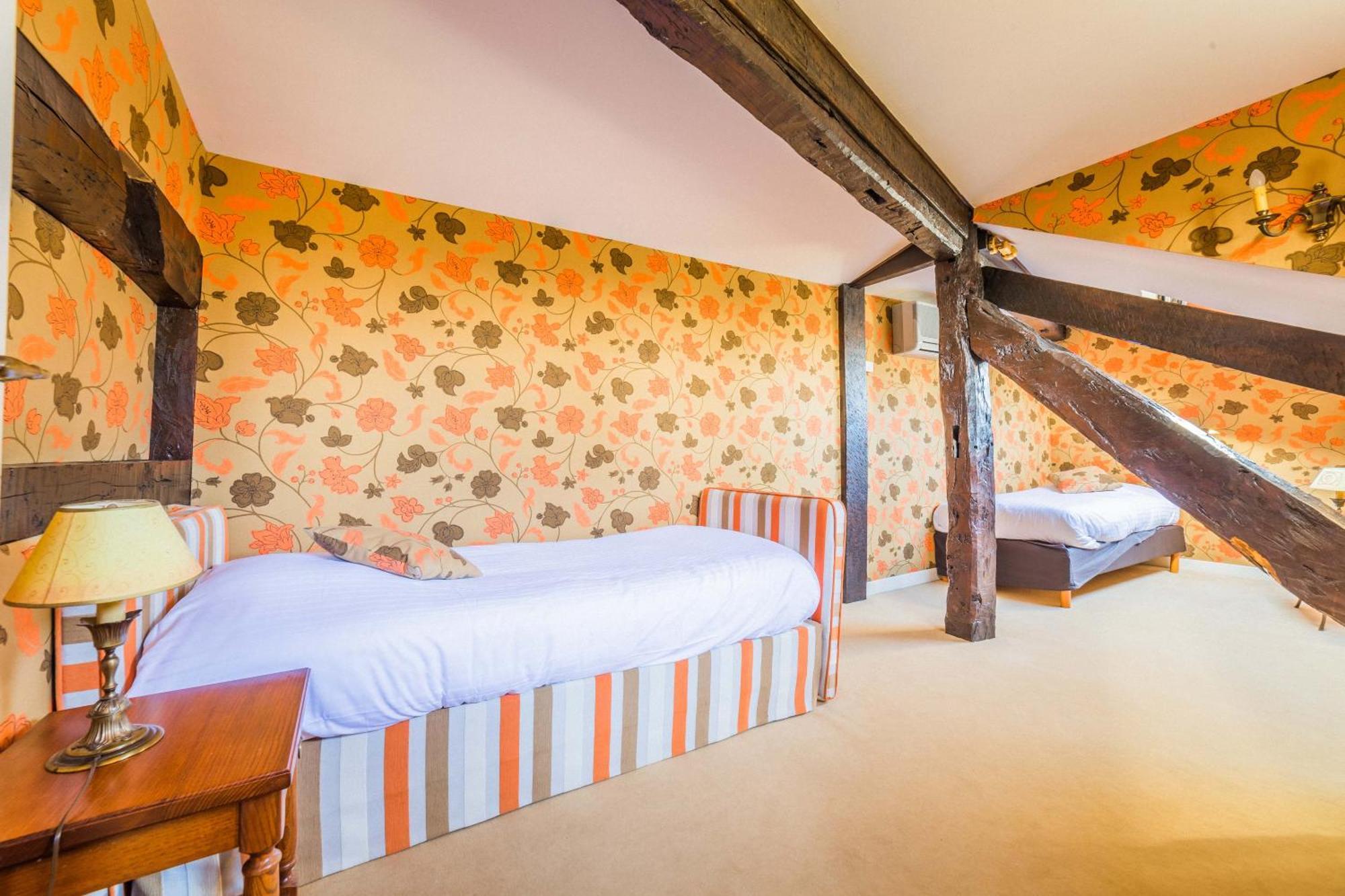 Chateau De Castel Novel Boutique Hotel Varetz Luaran gambar